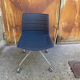 Sedia da ufficio Arper Catifa 46