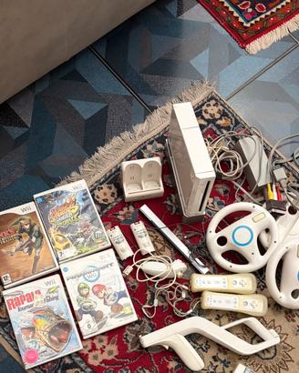 Nintendo Wii bianca+2volanti+Pistola+2controller