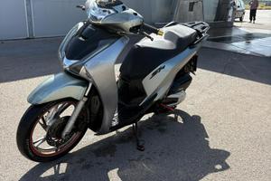 Honda sh 125 abs