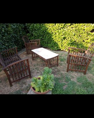 panchina e sedie da giardino in legno pregiato