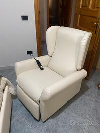 Poltrona alzapersona 2 motori