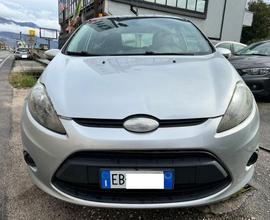 Ford Fiesta 1.4 68 CV Diesel Titanium Ok Neo