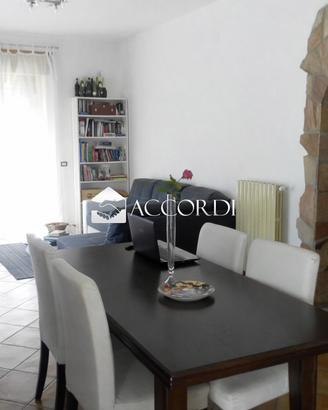 RIF.LLA8 - APPARTAMENTO RISTRUTTURATO CON GIARDIN