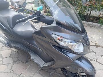 SCOOTER SUZUKI BURGMAN 400