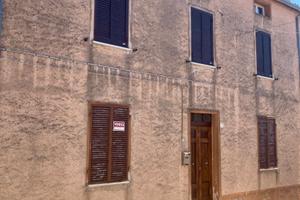 Casa indipendente con cortile