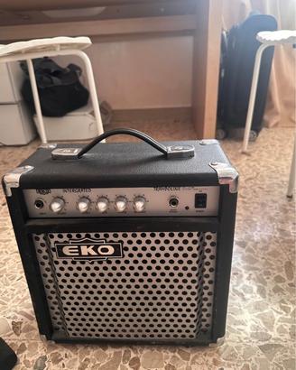 Chitarra e amplificatore