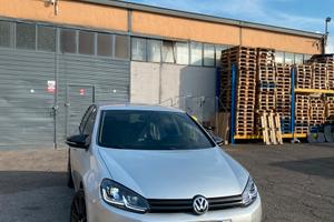 2011 VOLKSWAGEN GOLF