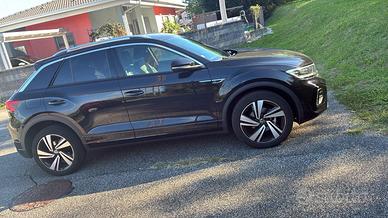 T-roc R-line 1.0 tsi 110 cv