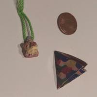 Collanina con piccolo gnometto in ceramica