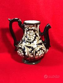 antica caffettiera in ceramica Ascoli Piceno