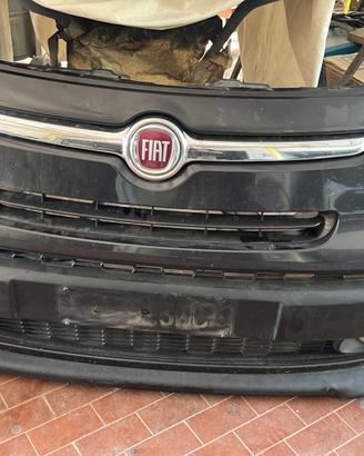 Paraurti anteriore 500L
