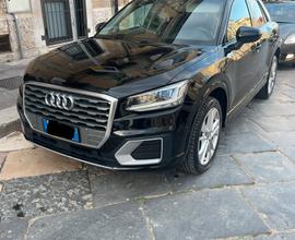 Audi Q2 30TDI identity Black 1.6 TDI 116CV