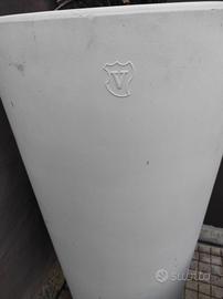 Vaso fioriera Veca bianco alto 100 cm di design