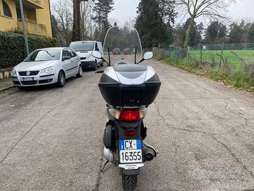Scooter sh 150