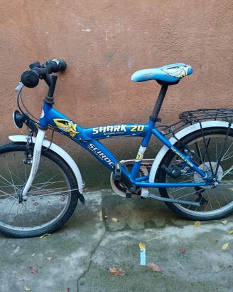 Bianchi bambino Indiana epoca bambina