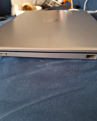 Laptop HP 250