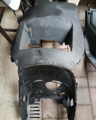pezzi xmax  sport 250 20011