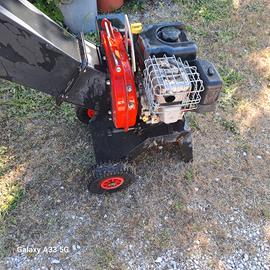 Biotrituratore a benzina professionale  Honda