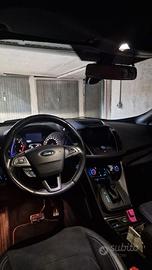 Ford Kuga ST Line - 4WD 2000cc 150cv