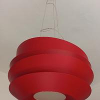 grande lampadario rosso di design