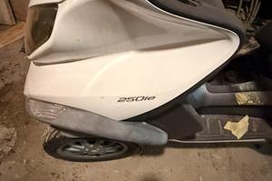 Piaggio mp3 250i