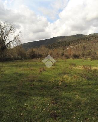 TER. AGRICOLO A COLLE SAN MAGNO
