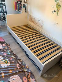 Letto singolo come nuovo