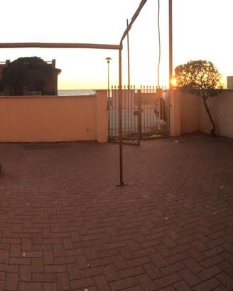 Marina di ardea bilocale fronte mare