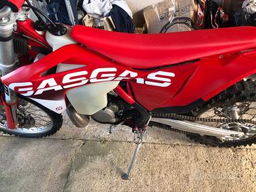 Vendo moto gas gas 300