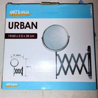 Specchio ingranditore a pantografo 