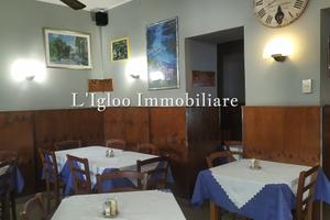 Adiacenze Foro Ulpiano attività di ristorazione