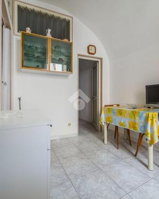2 LOCALI A MANFREDONIA