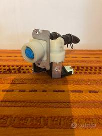 Elettrovalvola a due vie carico acqua lavatrice