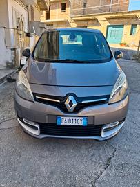 Renault Scenic Xmod 1.5 dci 