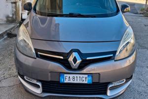 Renault Scenic Xmod 1.5 dci 
