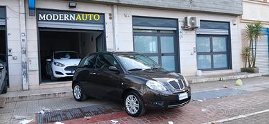 Lancia Ypsilon 1.2 Argento Pari al Nuovo