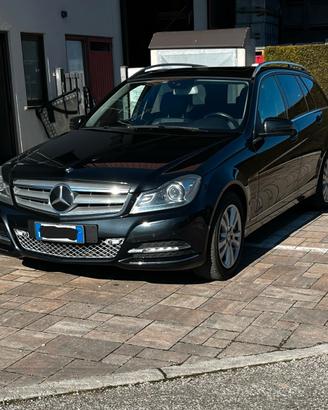 MERCEDES Classe C (W/S204) - 2013