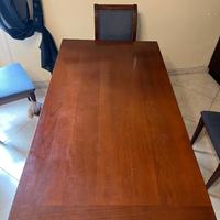 Tavolo allungabile in legno