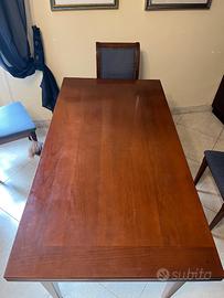 Tavolo allungabile in legno