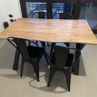 Tavolo Legno Massello Salone
