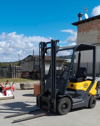 CARRELLO ELEVATORE OM XD 15 USATO