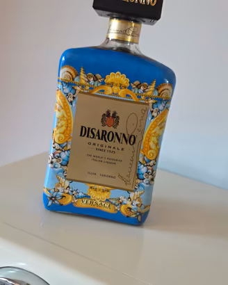 Bottiglia Disaronno Versace