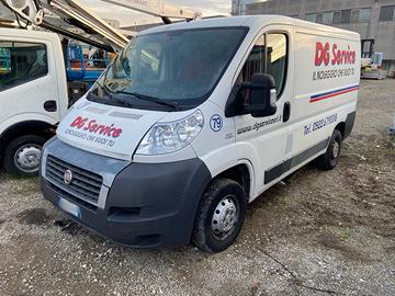 Fiat ducato furgone (25)