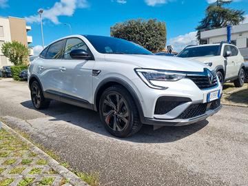 Arkana Full hybrid Rs Line