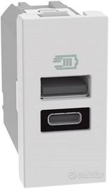 TICINO MatixGO Presa di corrente con porte USB