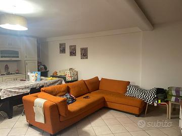 DIVANO POLTRONE&SOFA' ARANCIONE CON CHAISE LONGUE