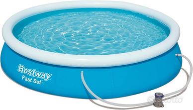 Piscina Bestway tonda ad anello con motore