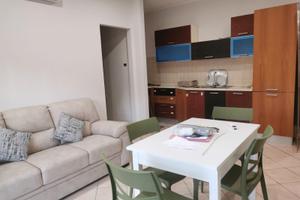 Appartamento arredato con box auto La Storta