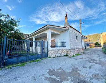 CASA INDIPENDENTE A MONDRAGONE