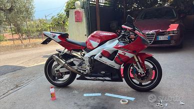 Yamaha YZF R1 - 2001